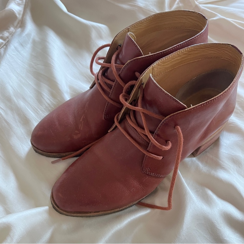 🤍Clarks original boots 🤍